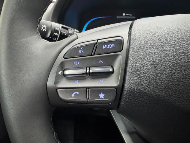Hyundai i30 STYLE NAVI LED RFK PDC 