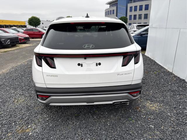 Hyundai / TUCSON / Weiß / / / MHEV DCT ACC SHZ 360 MATRIX KRELL 