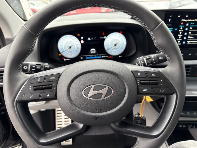 Hyundai / BAYON / Schwarz / / / DCT SHZ KLIMAAUTOMATIK PDC NAVI RFK