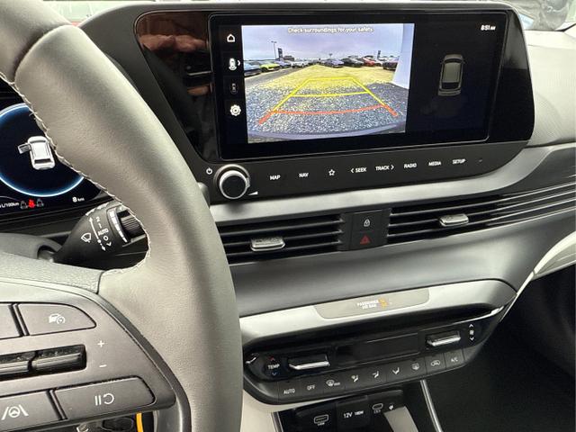 Hyundai / BAYON / Schwarz / / / DCT SHZ KLIMAAUTOMATIK PDC NAVI RFK