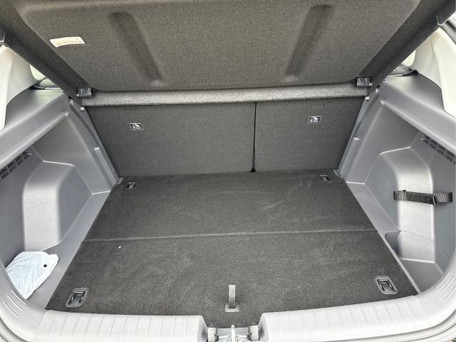 Hyundai / BAYON / Schwarz / / / DCT SHZ KLIMAAUTOMATIK PDC NAVI RFK