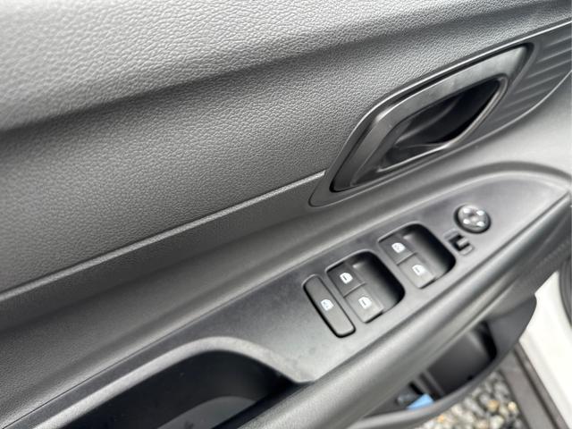 Hyundai / BAYON / Weiß / / / NAVI RFK PDC TEMPOMAT 