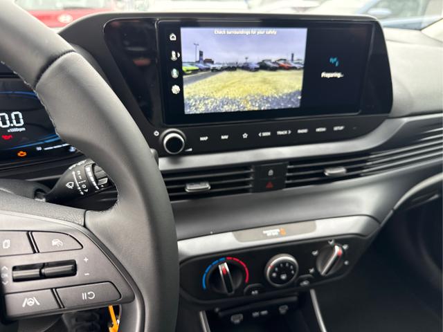 Hyundai / BAYON / Weiß / / / NAVI RFK PDC TEMPOMAT 