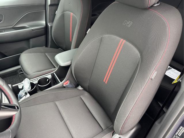 Hyundai / KONA / Blau / / / 1.6 4WD T-GDi DCT N-LINE SHZ NAVI ACC RFK