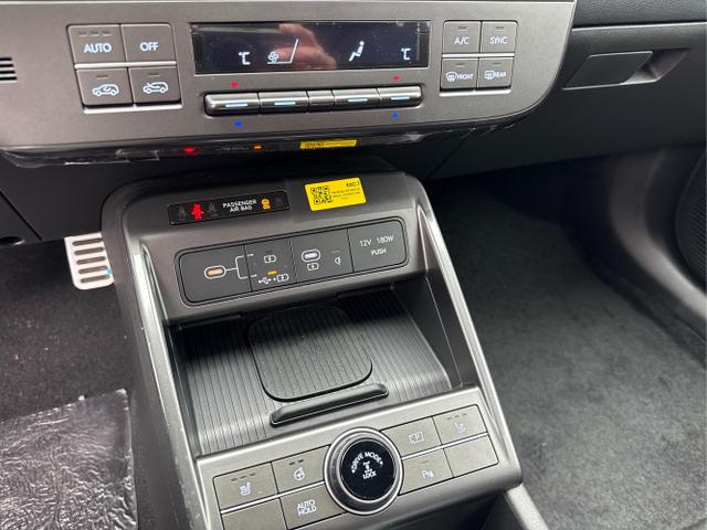 Hyundai / KONA / Blau / / / 1.6 4WD T-GDi DCT N-LINE SHZ NAVI ACC RFK