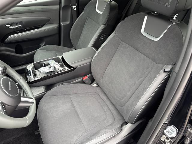 Hyundai / TUCSON / Schwarz / / / 20th Anniversary AUT PANO 360 ACC KRELL NAVI PDC RFK SHZ HUD