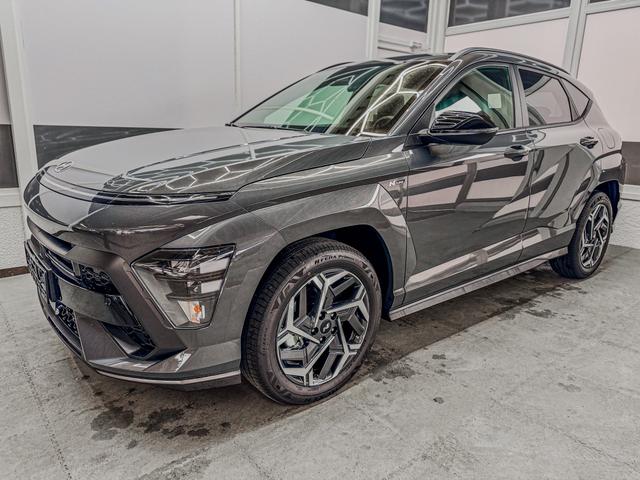 Hyundai KONA - PREMIUM PLUS 1.6 4WD T-GDi DCT N-LINE SHZ NAVI ACC RFK Vorlauffahrzeuge