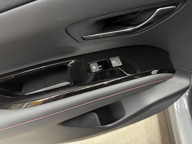 Hyundai TUCSON HEV PREMIUM AUT N-LINE PANO EL.HECKKLAPPE SHZ v+h 