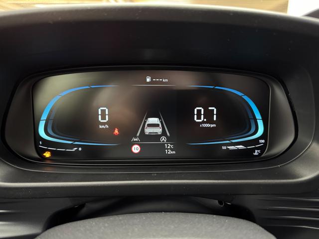 Hyundai BAYON LIFE FL NAVI RFK PDC TEMPOMAT 