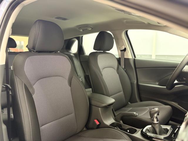 Hyundai i30 STYLE NAVI LED RFK PDC 