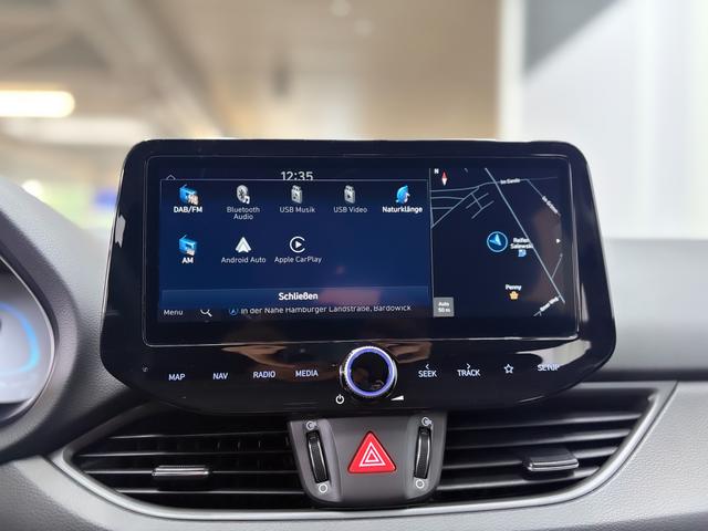 Hyundai i30 STYLE NAVI LED RFK PDC 