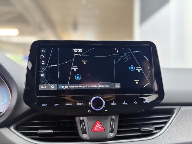 Hyundai i30 STYLE NAVI LED RFK PDC 