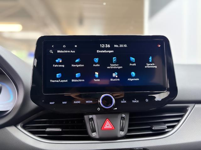 Hyundai i30 STYLE NAVI LED RFK PDC 