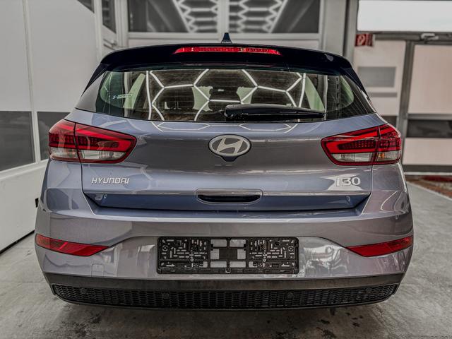 Hyundai i30 STYLE NAVI LED RFK PDC 