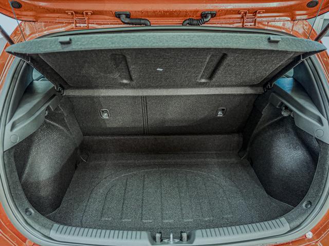 Hyundai i30 STYLE NAVI LED RFK PDC 