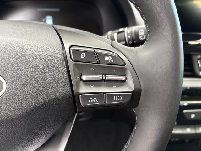 Hyundai i30 STYLE NAVI LED RFK PDC 