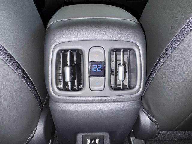 Hyundai TUCSON Premium DCT EL.HECKKLAPPE E-SHIFT RFK SHZ v+h 