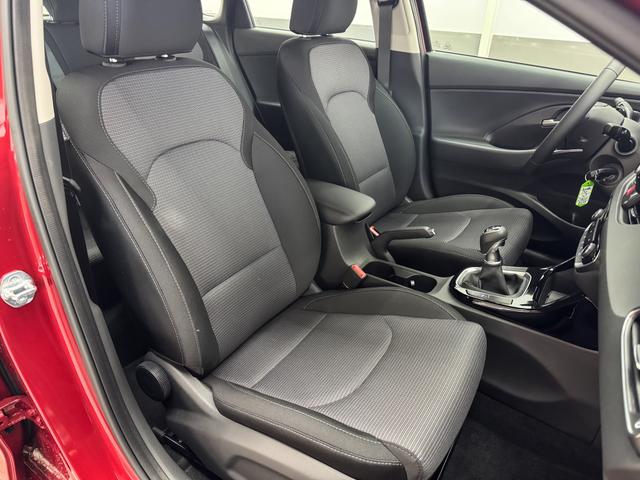 Hyundai i30 STYLE NAVI LED RFK PDC 