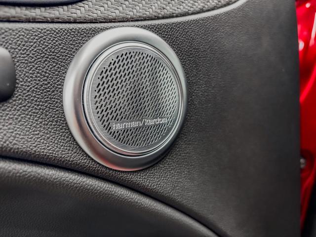 Alfa Romeo Stelvio QUADRIFOGLIO VERDE AKRAPOVIC Technologie-Paket 