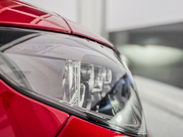 Alfa Romeo Stelvio QUADRIFOGLIO VERDE AKRAPOVIC Technologie-Paket 