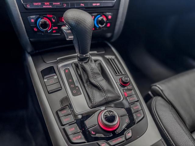 Audi A5 Cabriolet 3.2 FSI MULTITRONIC S-LINE NAVI XENON 