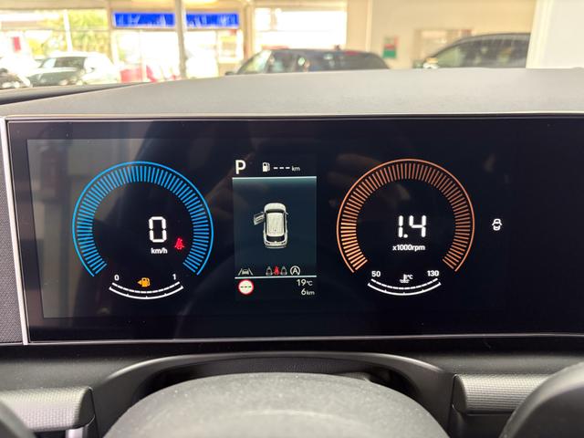 Hyundai TUCSON STYLE DCT ACC SHZ NAVI PDC RFK 