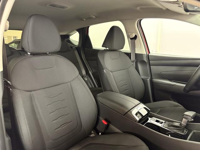 Hyundai TUCSON STYLE DCT ACC SHZ NAVI PDC RFK 