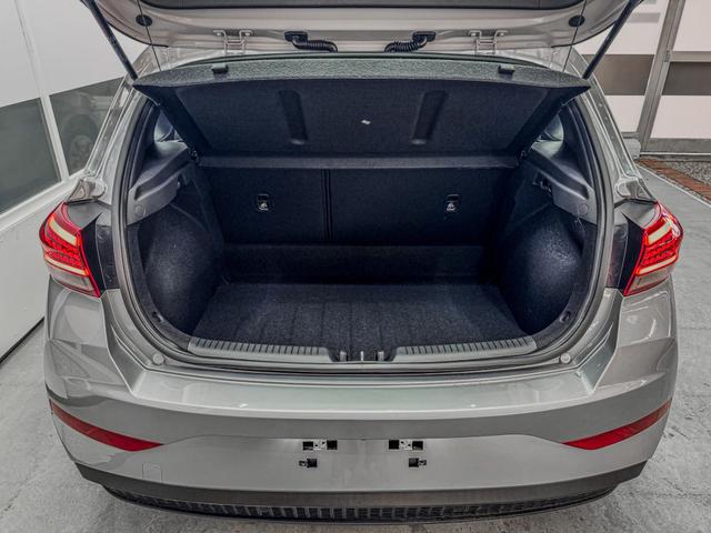 Hyundai i30 STYLE NAVI LED RFK PDC 