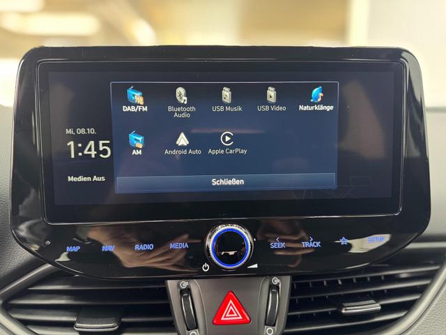 Hyundai i30 STYLE NAVI LED RFK PDC 