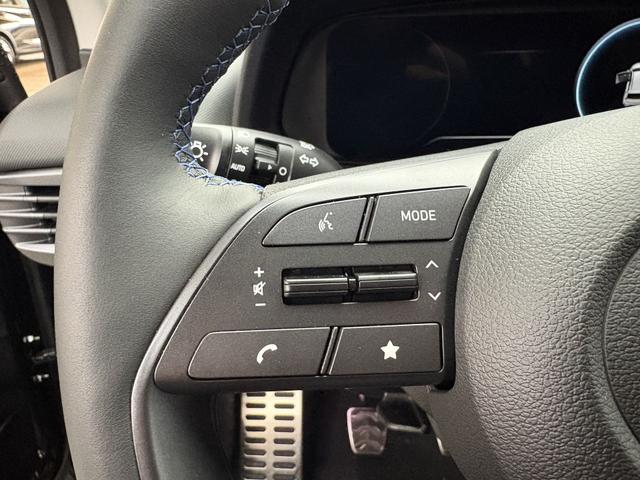 Hyundai BAYON COMFORT FL SHZ LED NAVI RFK PDC TEMPOMAT 