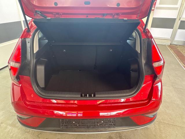 Hyundai BAYON LIFE FL NAVI RFK PDC TEMPOMAT 