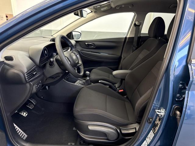 Beispielbilder, ggf. teilweise mit Sonderausstattung