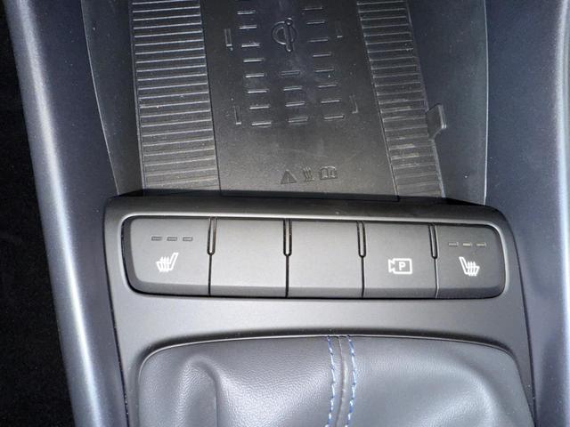 Beispielbilder, ggf. teilweise mit Sonderausstattung