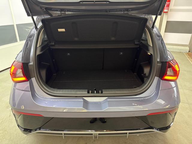 Hyundai i20 STYLE SHZ LED ALU NAVI RFK 