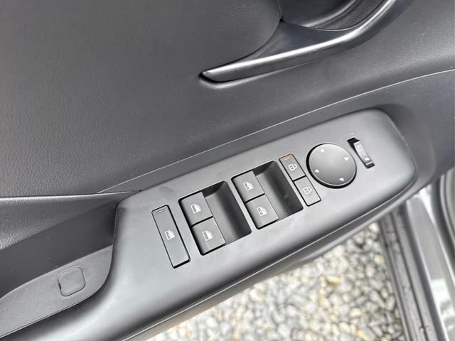 Beispielbilder, ggf. teilweise mit Sonderausstattung