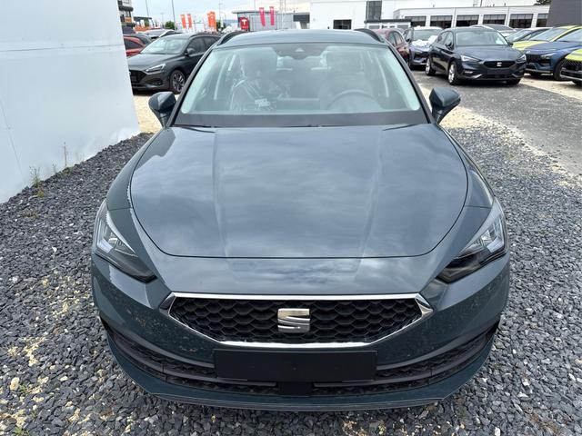 Seat Leon Sportstourer - Style 1.5 TSI RFK ACC PDC v+h Klimaautomatik