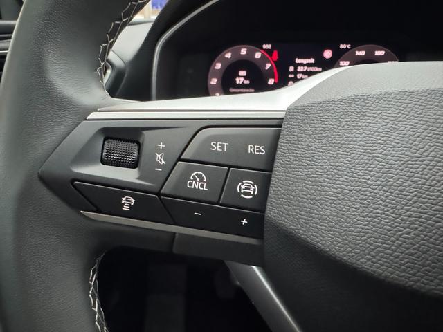 Seat Leon Sportstourer Style 1.5 TSI 150PS PANO SHZ ACC 