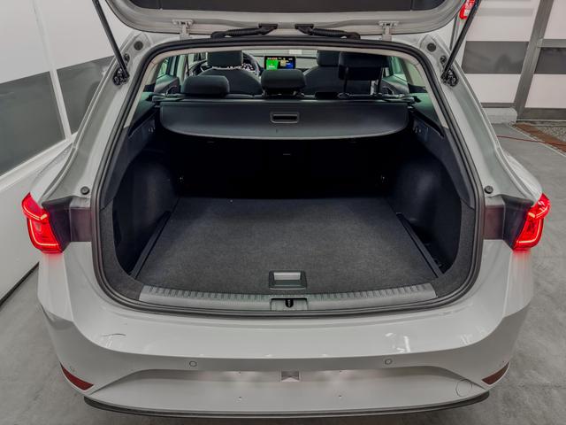 Seat Leon Sportstourer Style 1.5 TSI 150PS PANO SHZ ACC 