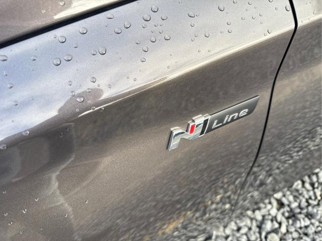 Hyundai / i30 / Grau /  /  / DCT ACC NAVI SHZ RFK 