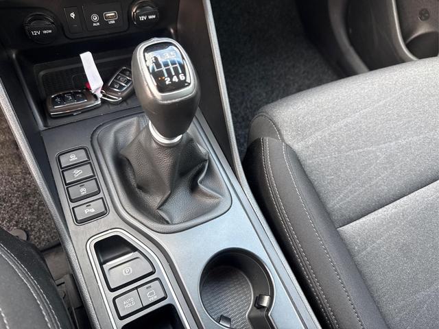 Hyundai TUCSON PREMIUM 4WD NAVI SHZ v+h 360 KRELL RFK PDC LED 