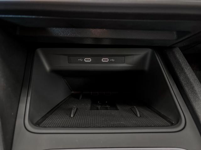 Seat Leon FR 1.5 TSI NAVI SHZ MATRIX KEYLESS 