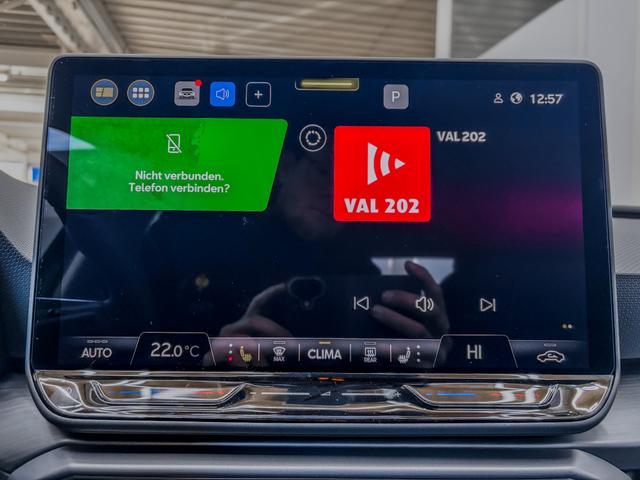 Seat Leon FR 1.5 TSI MATRIX SHZ NAVI 