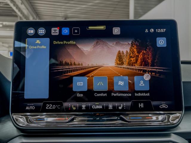 Seat Leon FR 1.5 TSI MATRIX SHZ NAVI 