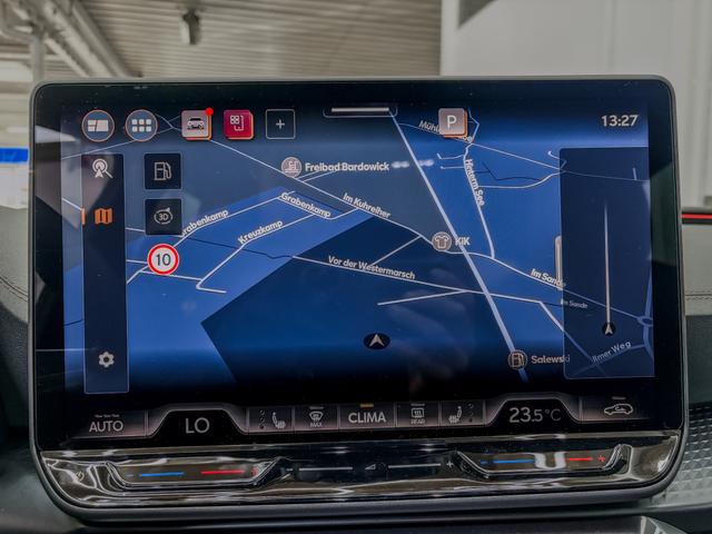 Cupra Leon Sportstourer 1.5 eTSI DSG AHK INTELLIGENT DRIVE KEYLESS 