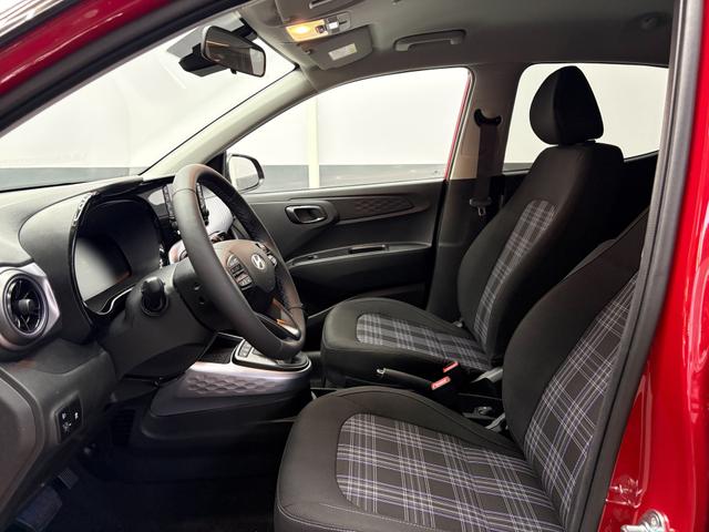 Hyundai i10 PREMIUM AUT SHZ SMART KEY KLIMAAUTOMATIK AMBIENTE ALU RFK PDC NAVI 