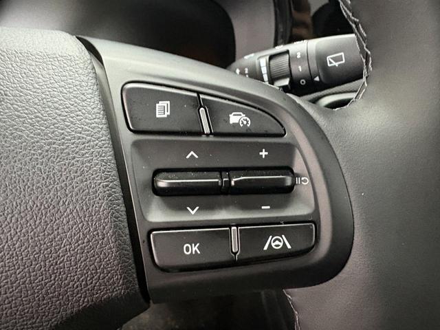 Hyundai i10 STYLE AUT KLIMAAUTOMATIK NAVI SHZ RFK TEMPOMAT 