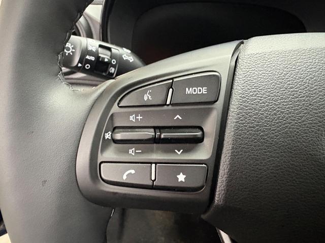 Hyundai i10 STYLE AUT KLIMAAUTOMATIK NAVI SHZ RFK TEMPOMAT 