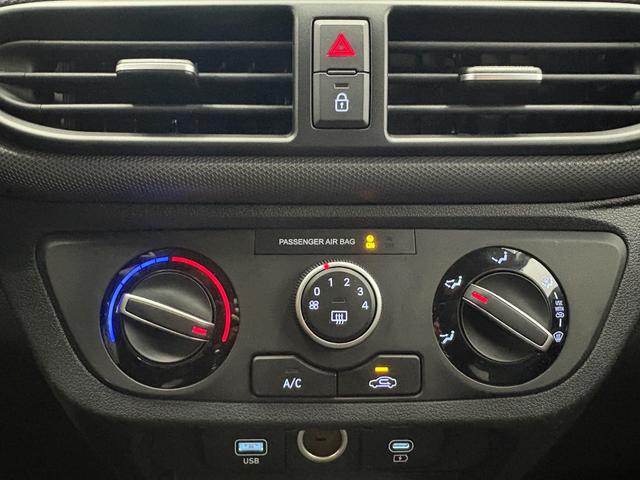 Hyundai i10 STYLE AUT NAVI SHZ RFK TEMPOMAT 