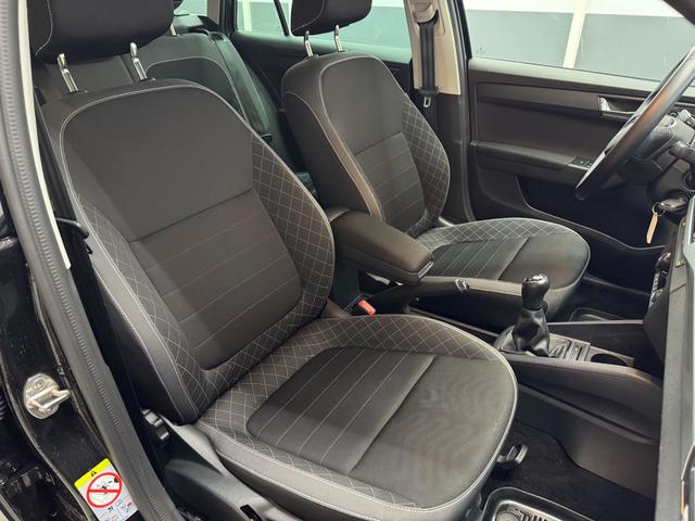 Skoda Fabia Combi AMBITION KLIMAAUTOMATIK RFK PDC SHZ 