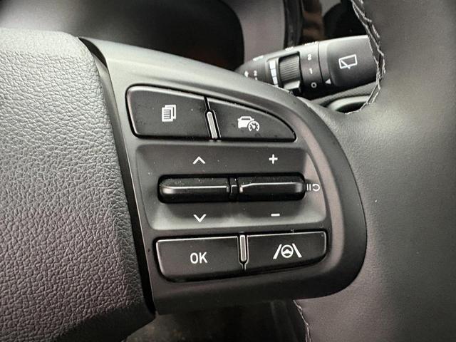 Hyundai i10 STYLE AUT KLIMAAUTOMATIK NAVI SHZ RFK TEMPOMAT 